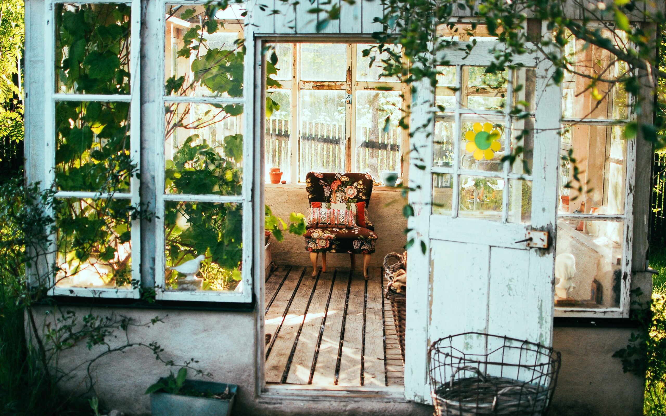 What Are The Features Of Lexan Greenhouse Panels?